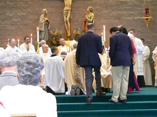 family-presenting-gifts